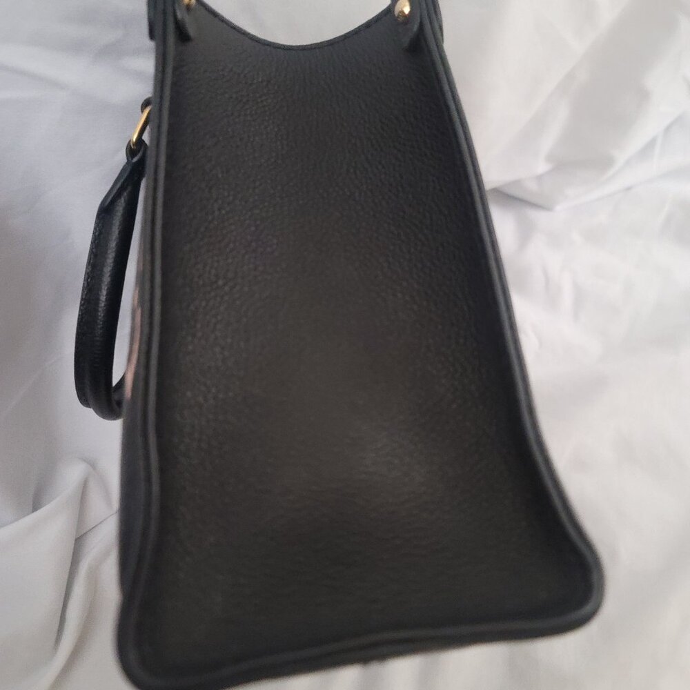 LOUIE VUITTON ONTHEGO PM